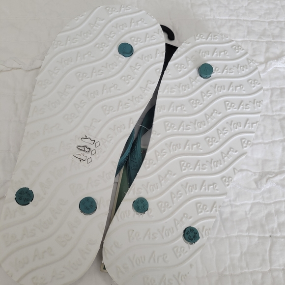 Drink Sleep Repeat Flip Flops Sandals M 7-8 NWT Be As You Are - Picture 6 of 9